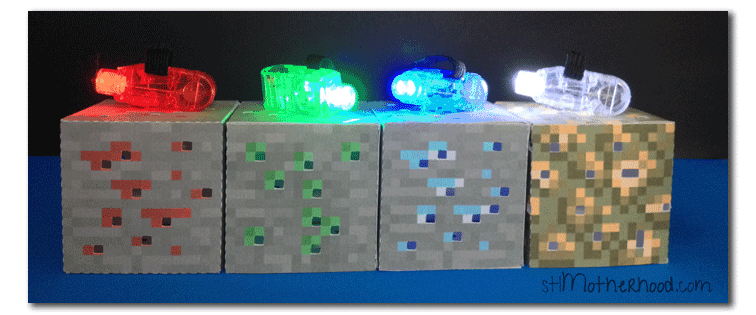 DIY Minecraft Light Up Blocks (with free printable) - stlMotherhood