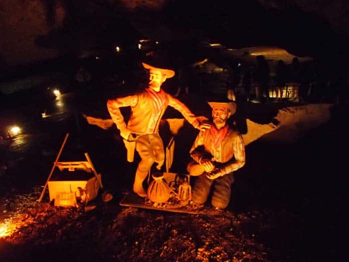 meramec caverns jessie james