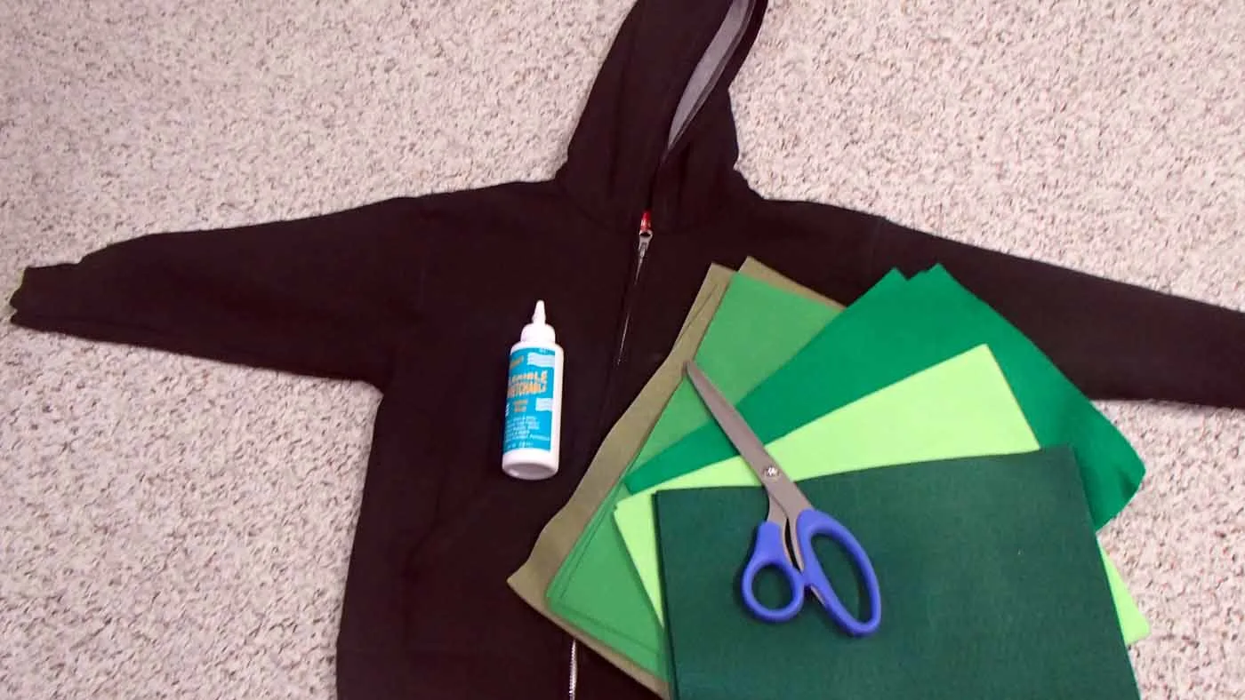 hoodie and felt for a creeper costume