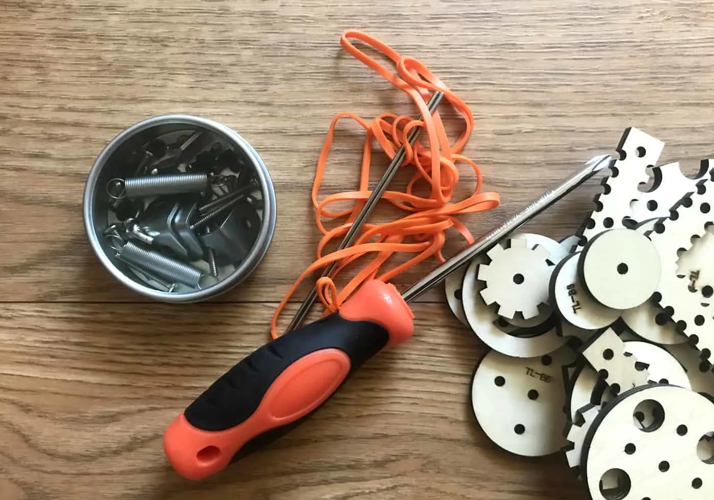 screwdriver and wooden parts from the tinkering lab stem kit