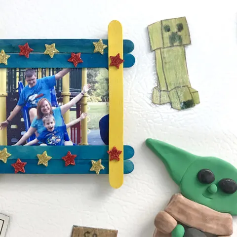 easy Popsicle stick photo frame