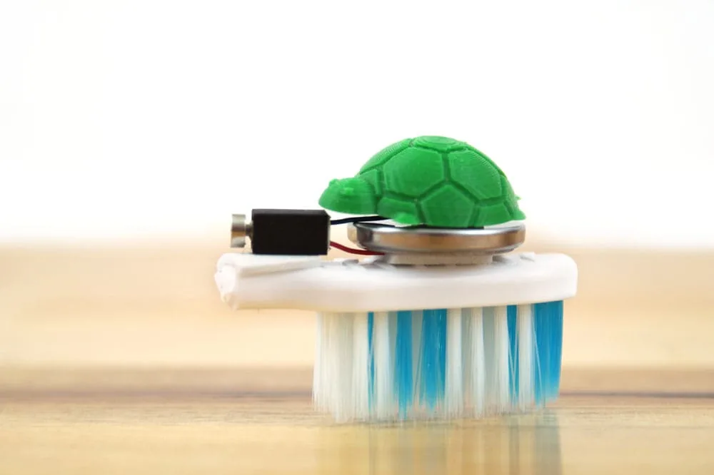 Turtle Cleaning Brush Pink