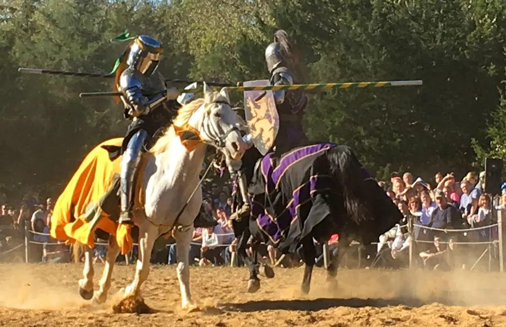 jousting at the st. louis ren fest