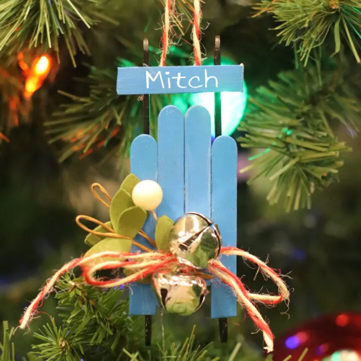 How to Make a Christmas Sled Tree Decoration - Christine's Crafts