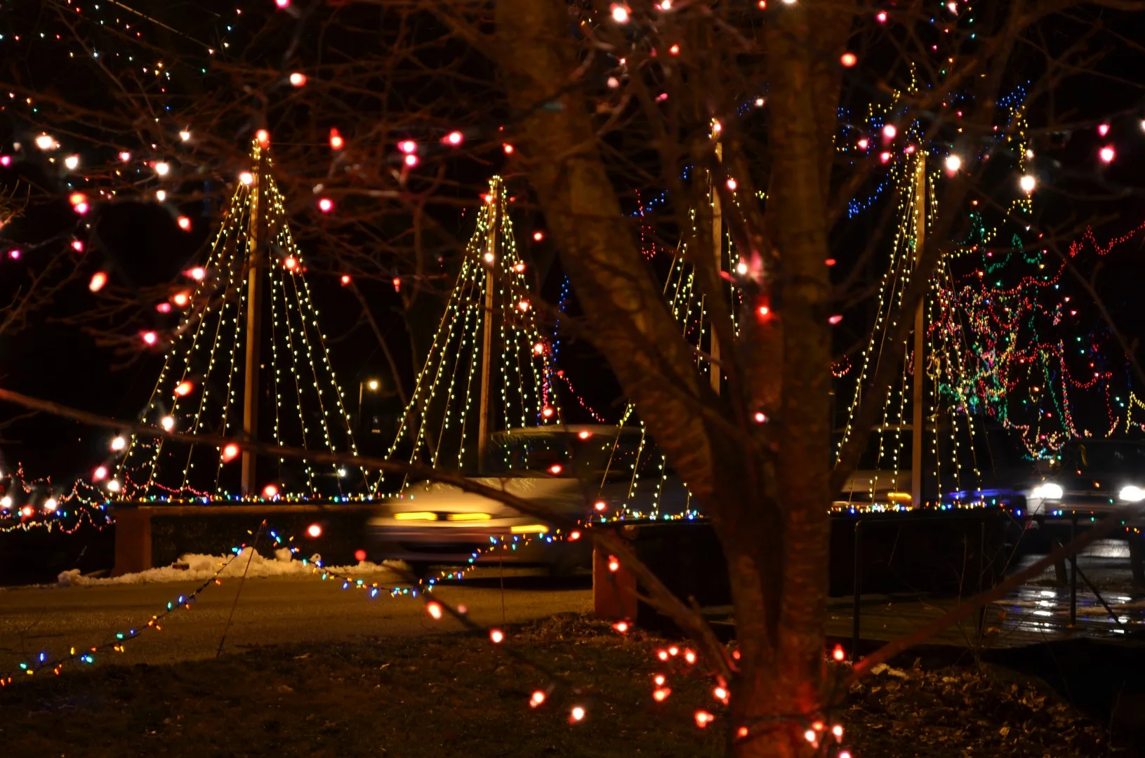 Don't miss these 15 Awesome St. Louis Christmas Lights - stlMotherhood